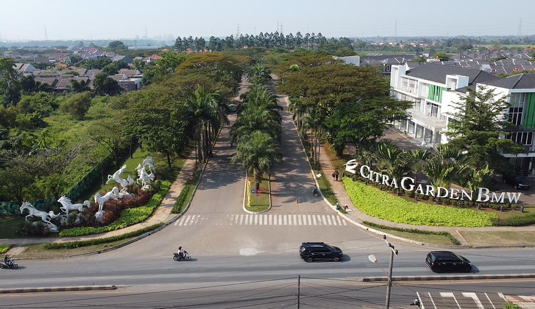 Gerbang Utama - 